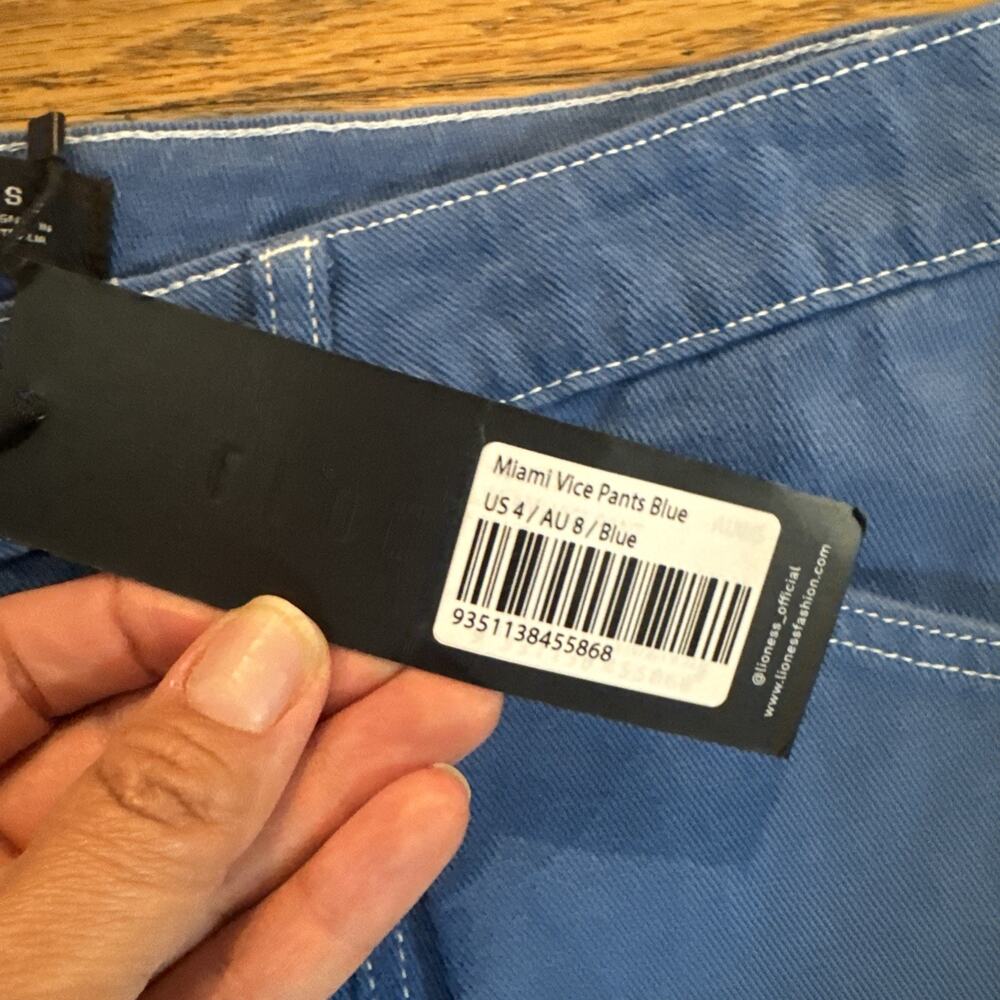 Lioness Womens Blue Miami Vice Denim Cargo Baggy Pants Size S NWT Y2K Workwear - Picture 3 of 8
